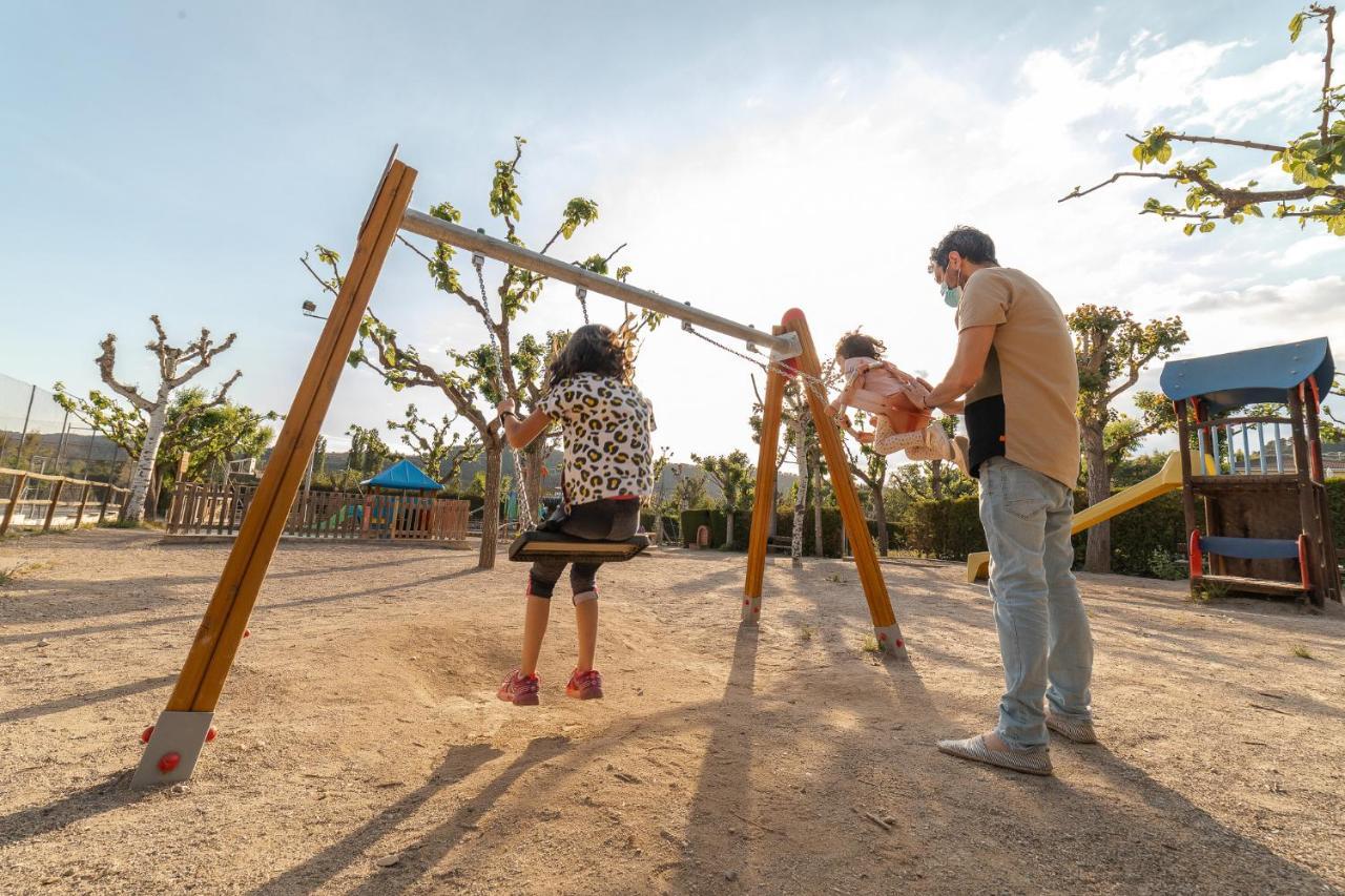 Bungalows - Camping El Solsones Solsona Eksteriør bilde