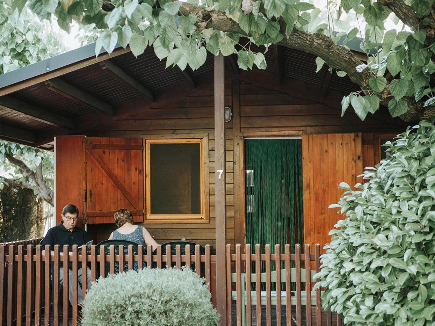 Bungalows - Camping El Solsones Solsona Eksteriør bilde