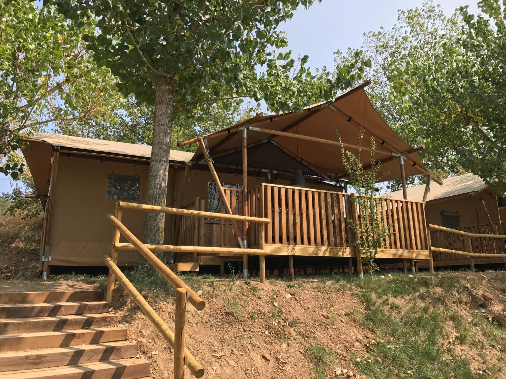 Bungalows - Camping El Solsones Solsona Eksteriør bilde