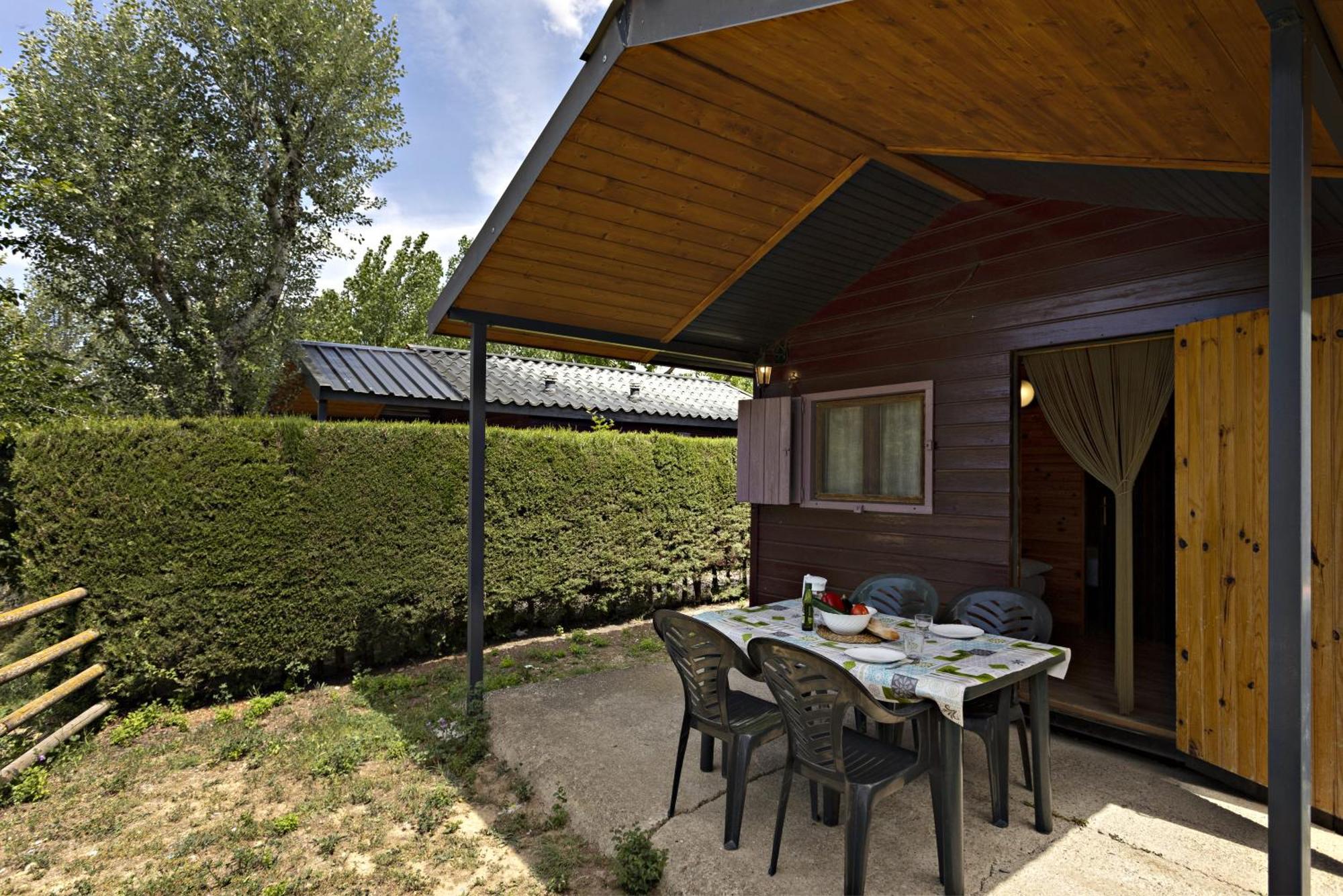 Bungalows - Camping El Solsones Solsona Eksteriør bilde