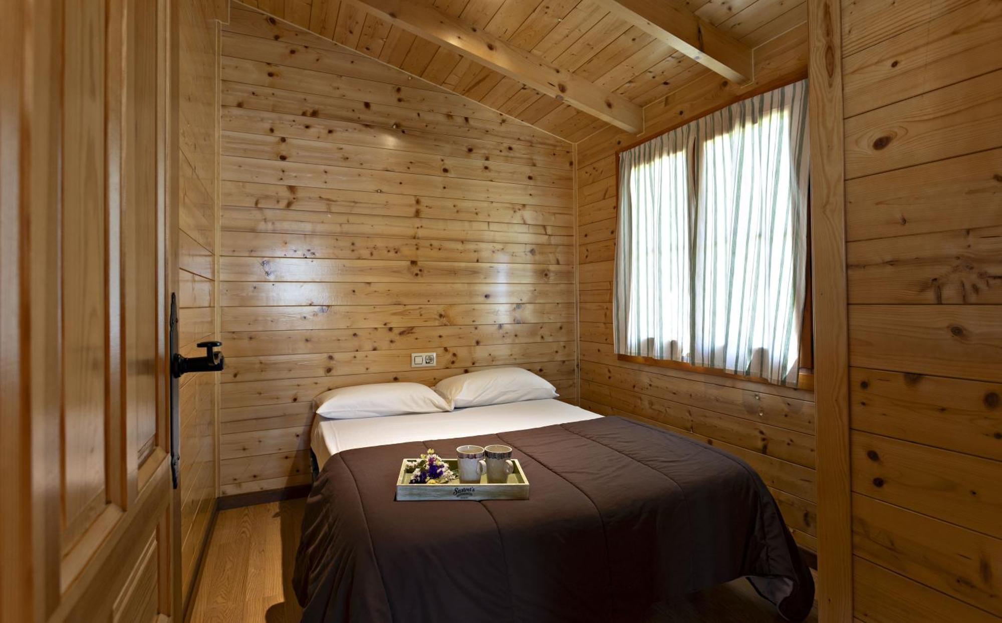 Bungalows - Camping El Solsones Solsona Eksteriør bilde