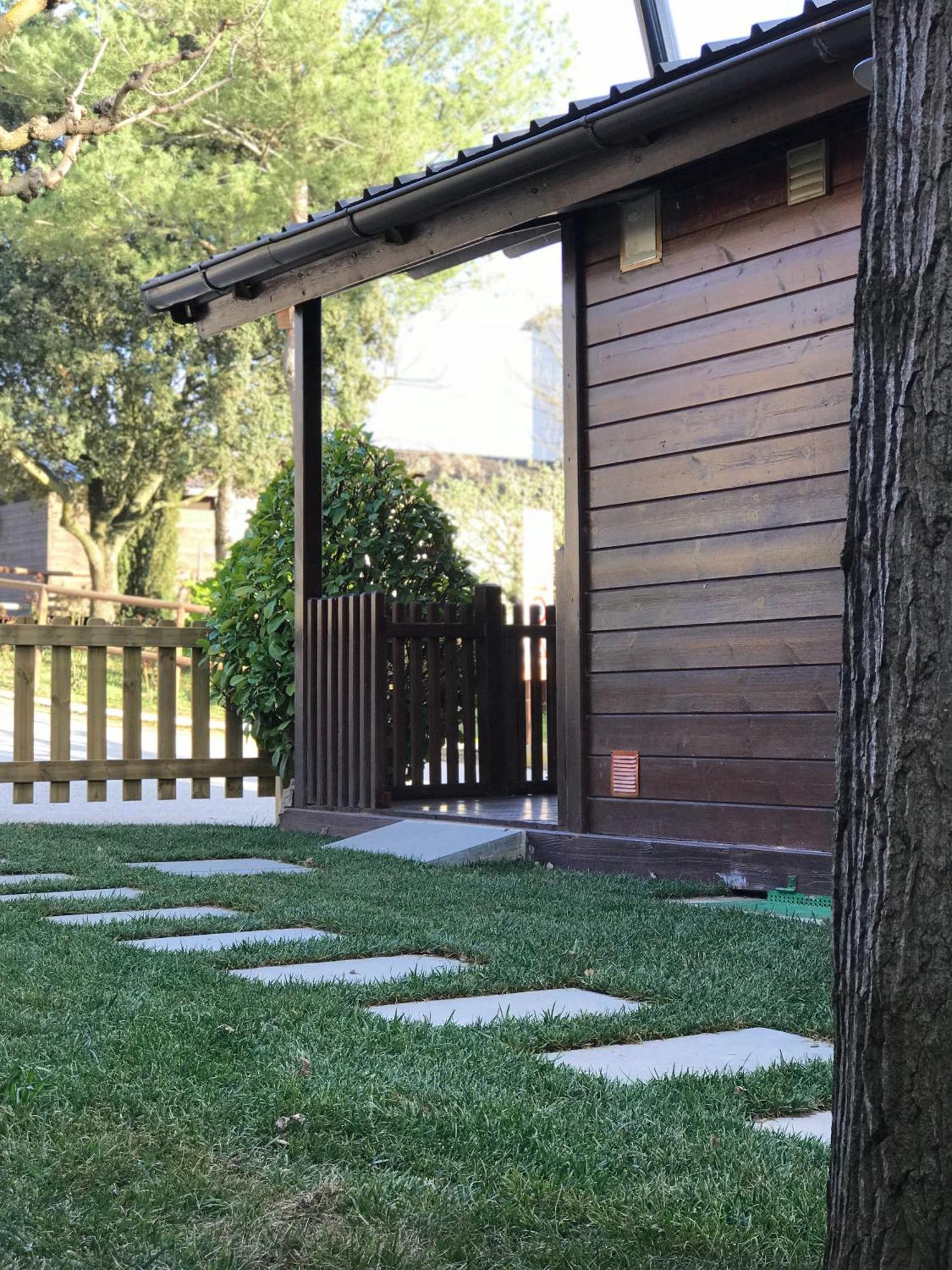 Bungalows - Camping El Solsones Solsona Eksteriør bilde